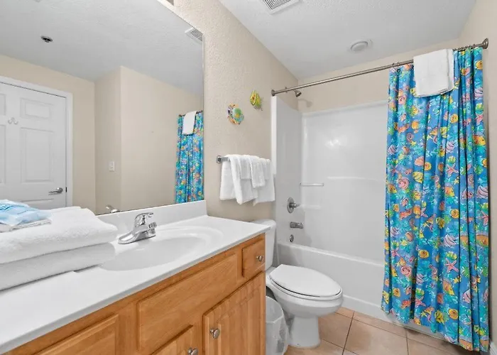 Apartment Crystal Shores West 1102 By Youngs Suncoast
