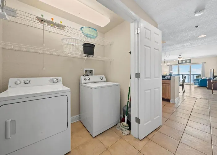 Apartment Crystal Shores West 1102 By Youngs Suncoast *