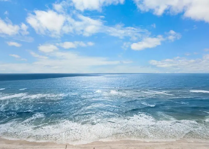 Apartment Crystal Shores West 1102 By Youngs Suncoast